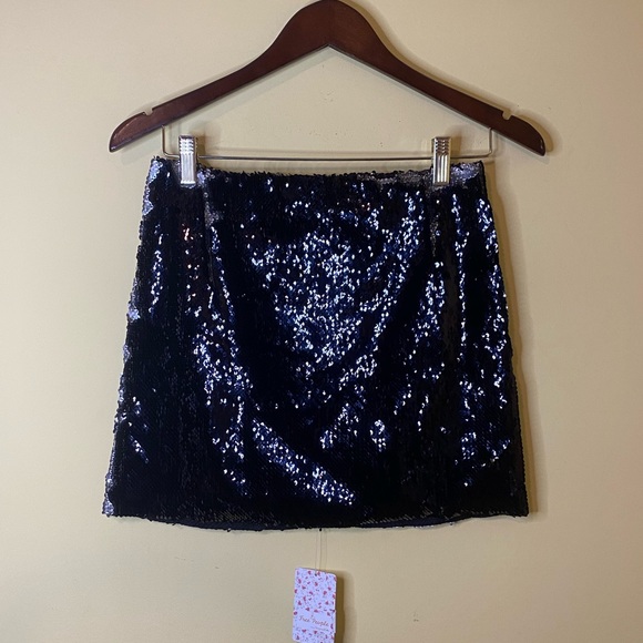 Free People Mini Skirt Sequins Camoflauge and Black Reversible Size 0 NWT - Picture 5 of 12